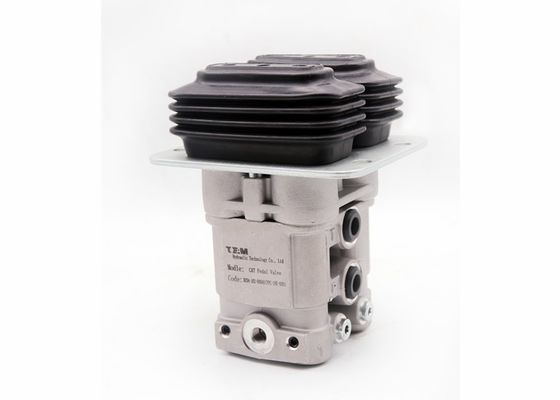 Machinery Excavator Parts Pilot Control Valve For  Foot Pedal Valve